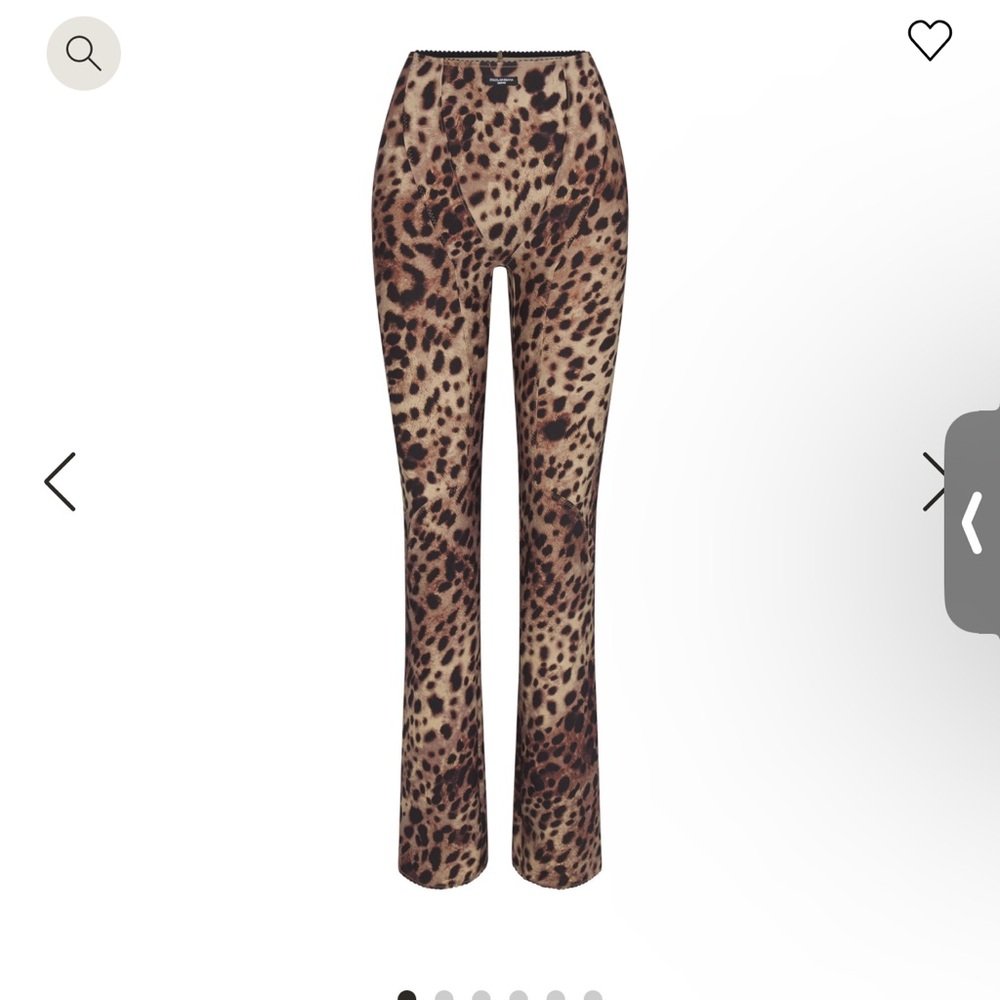Dolce & Gabbana × SKIMS Leopard Print Pants - Small
Rare, sold-out